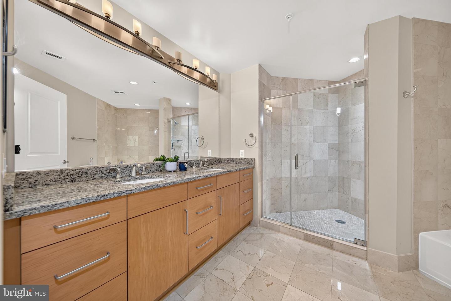 8220 Crestwood Heights Dr #407 Property Photo 37
