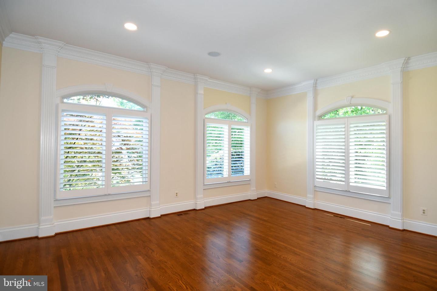 7808 Southdown Rd Property Photo 56