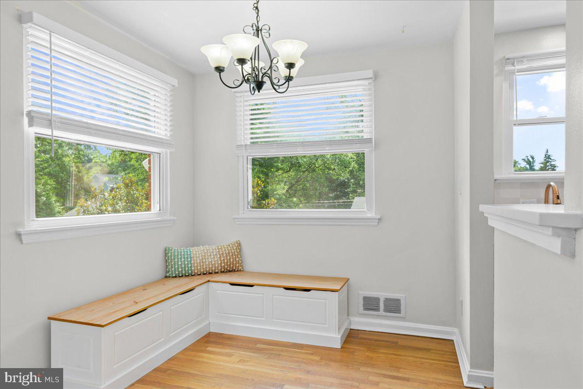 7003 Terrace Ct Property Photo 10