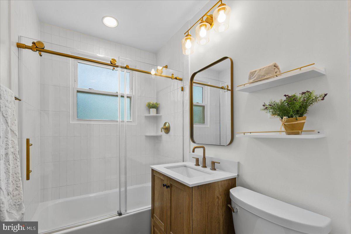 7003 Terrace Ct Property Photo 20