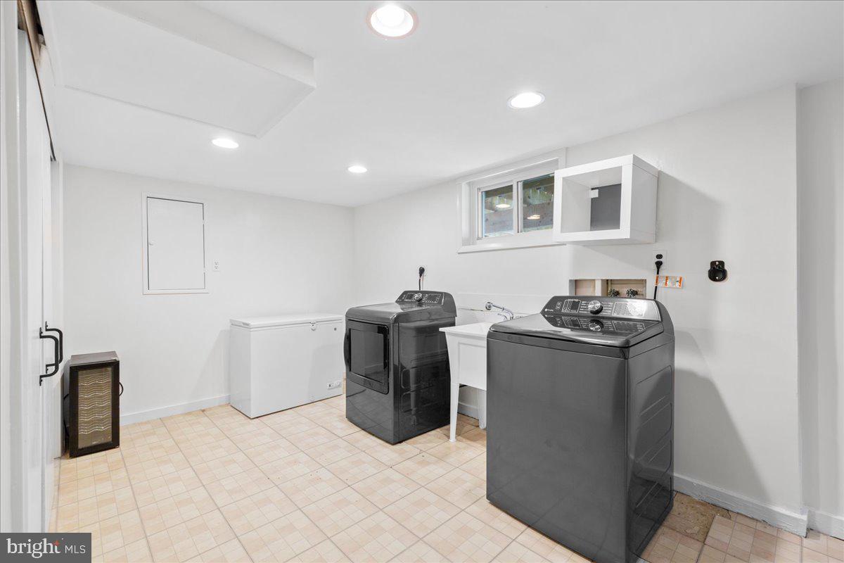 7003 Terrace Ct Property Photo 27