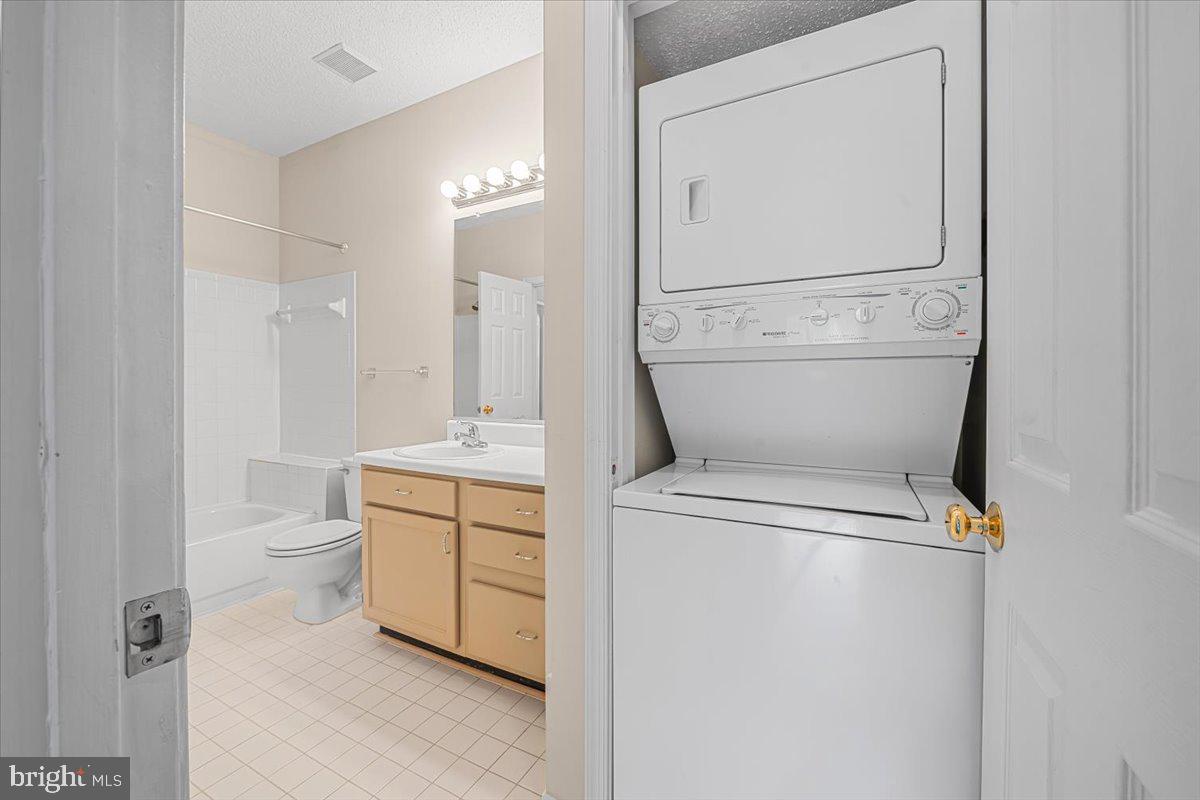 14305 Climbing Rose Way #202 Property Photo 15
