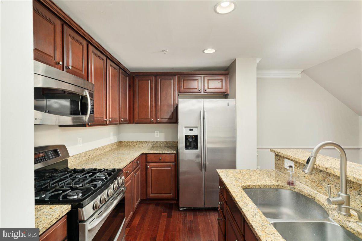 4424-a Eastwick Ct #a Property Photo 9