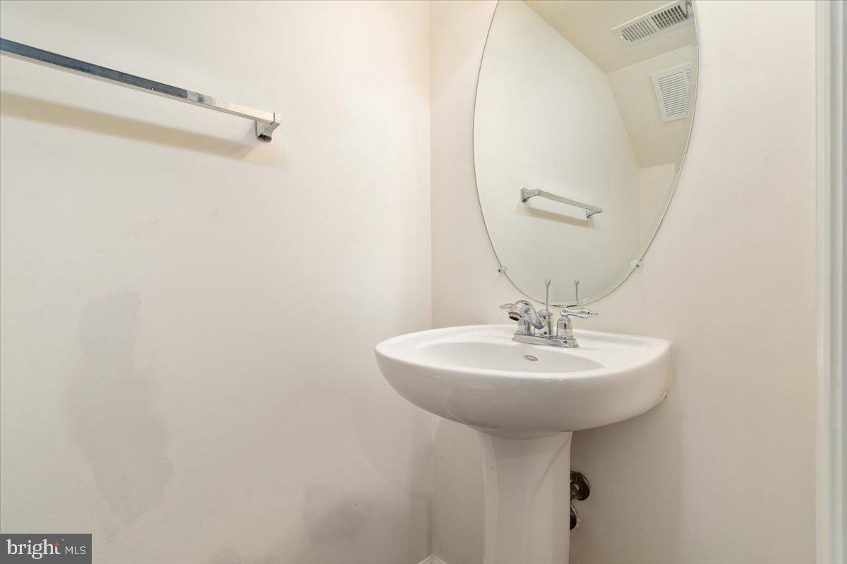 4424-a Eastwick Ct #a Property Photo 10