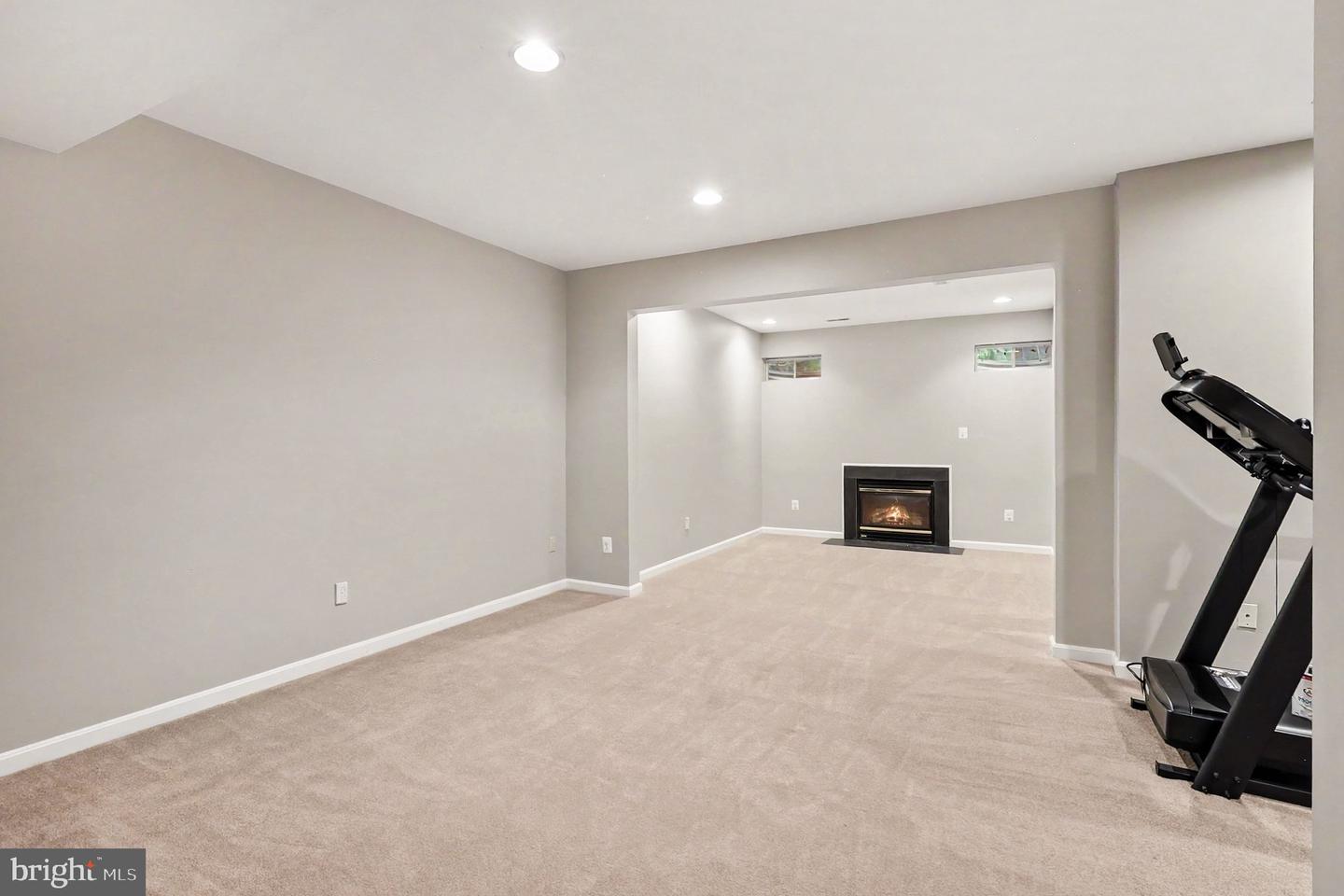 5728 Governors Pond Cir Property Photo 22