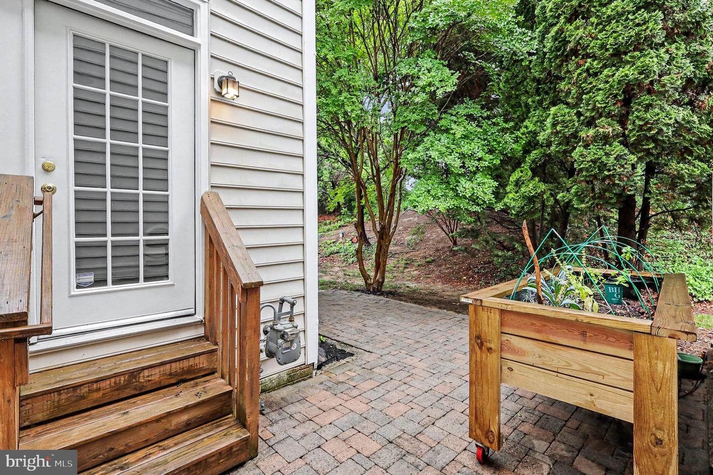 5728 Governors Pond Cir Property Photo 24