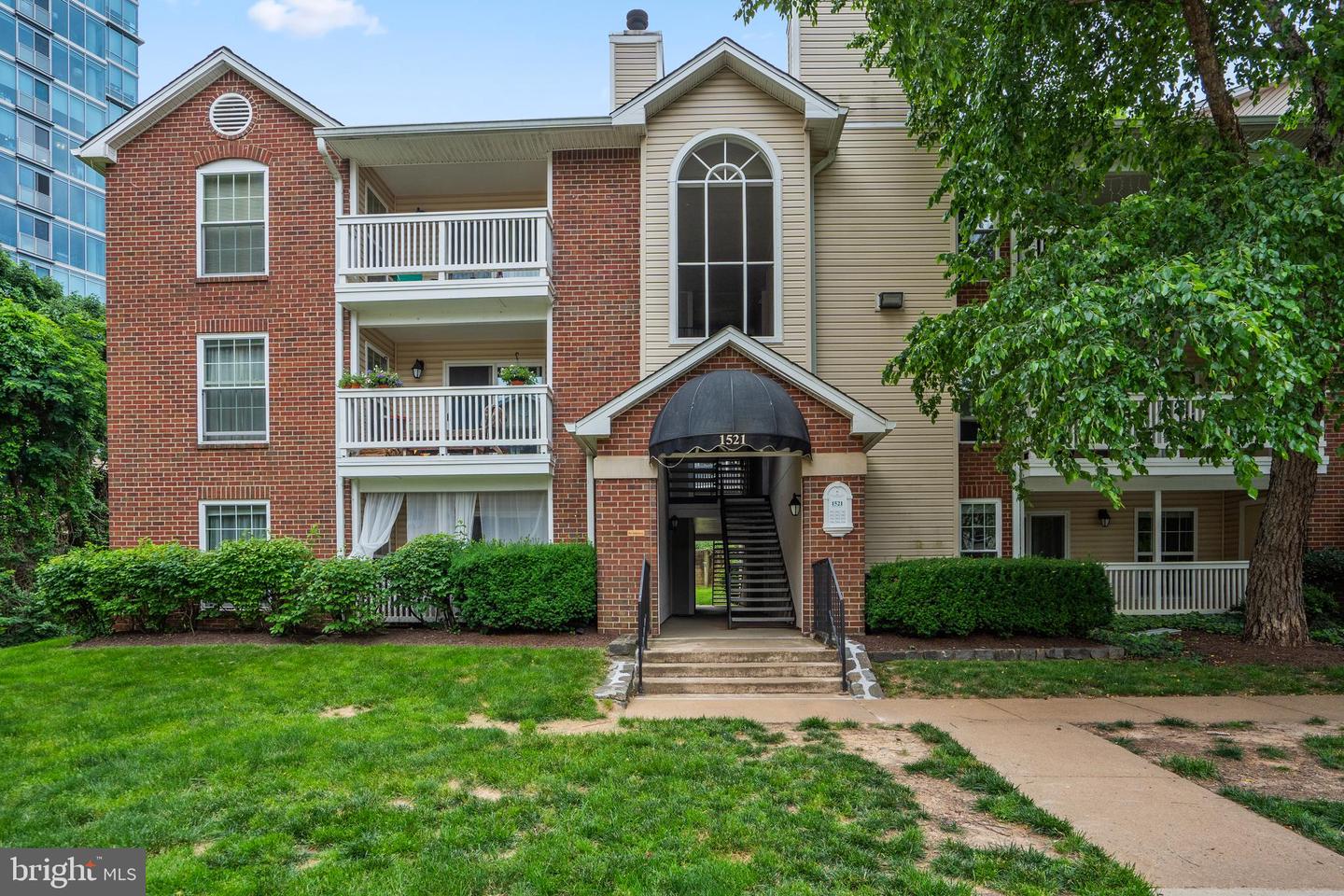1521 Lincoln Way #104a Property Photo 1