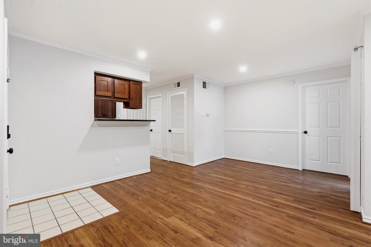 1521 Lincoln Way #104a Property Photo 5