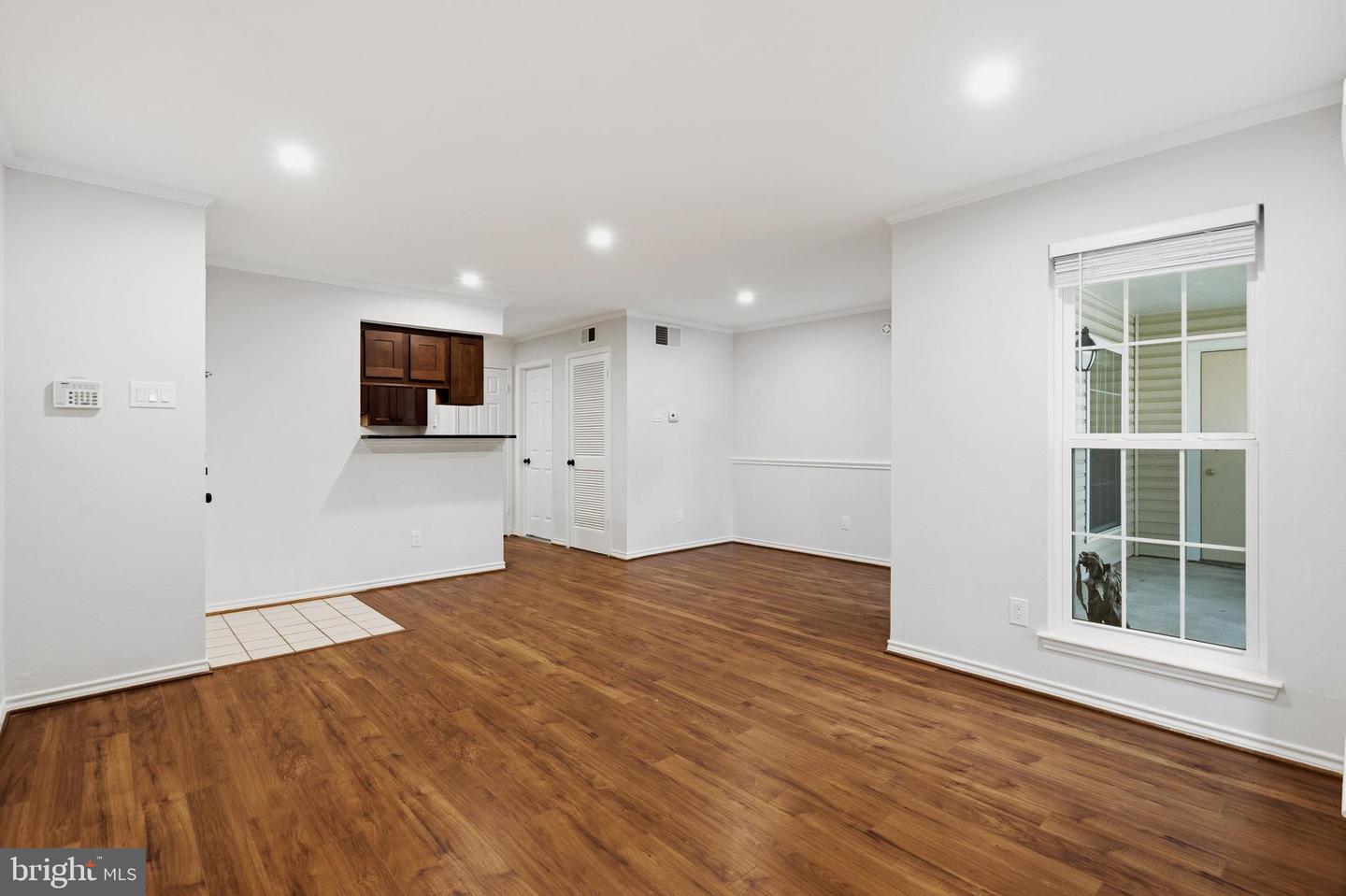 1521 Lincoln Way #104a Property Photo 6