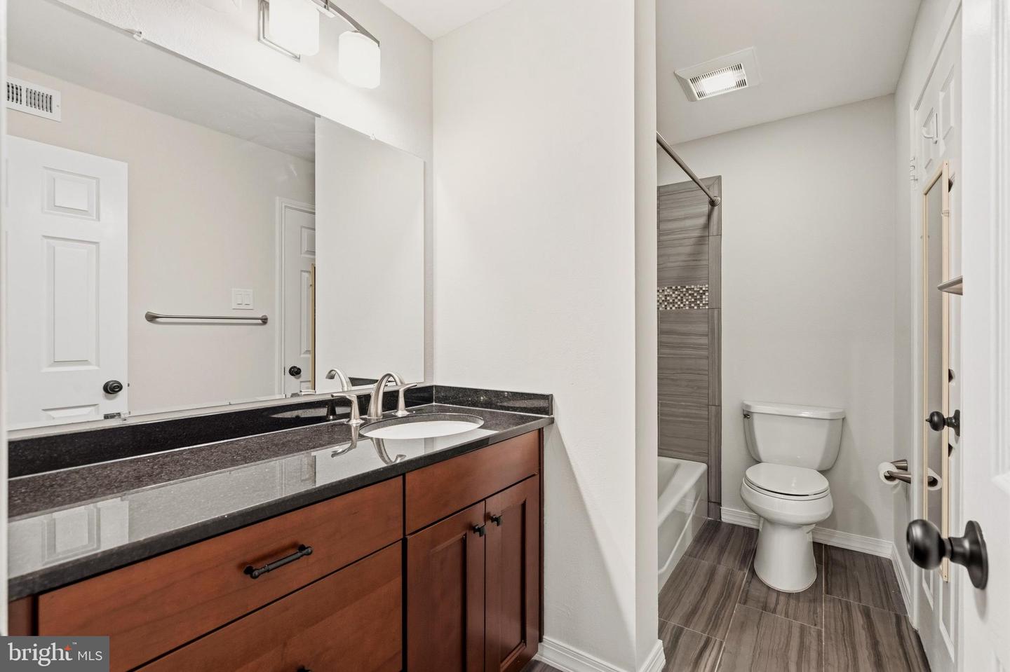 1521 Lincoln Way #104a Property Photo 13