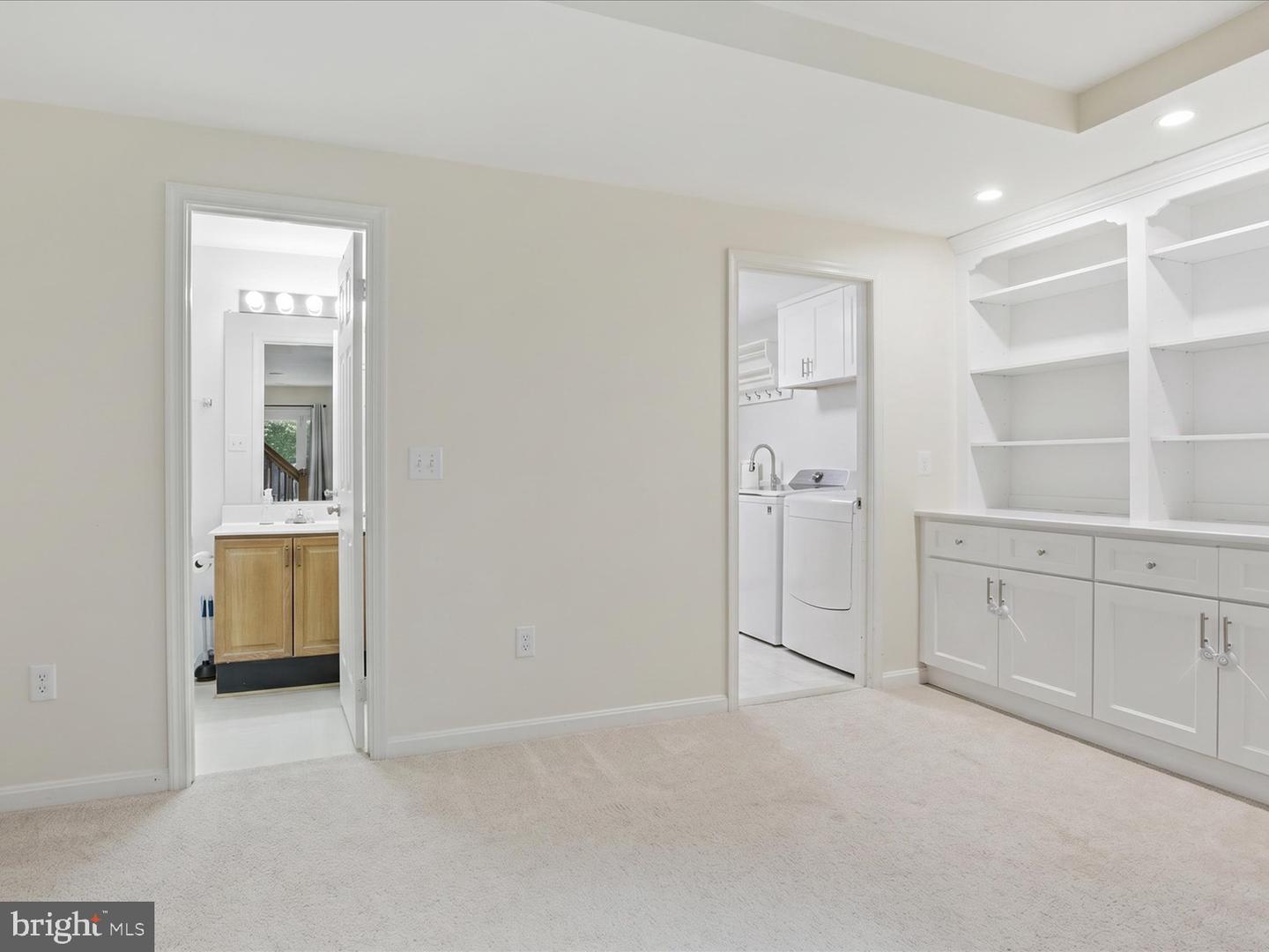 8892 Eagle Rock Ln Property Photo 18