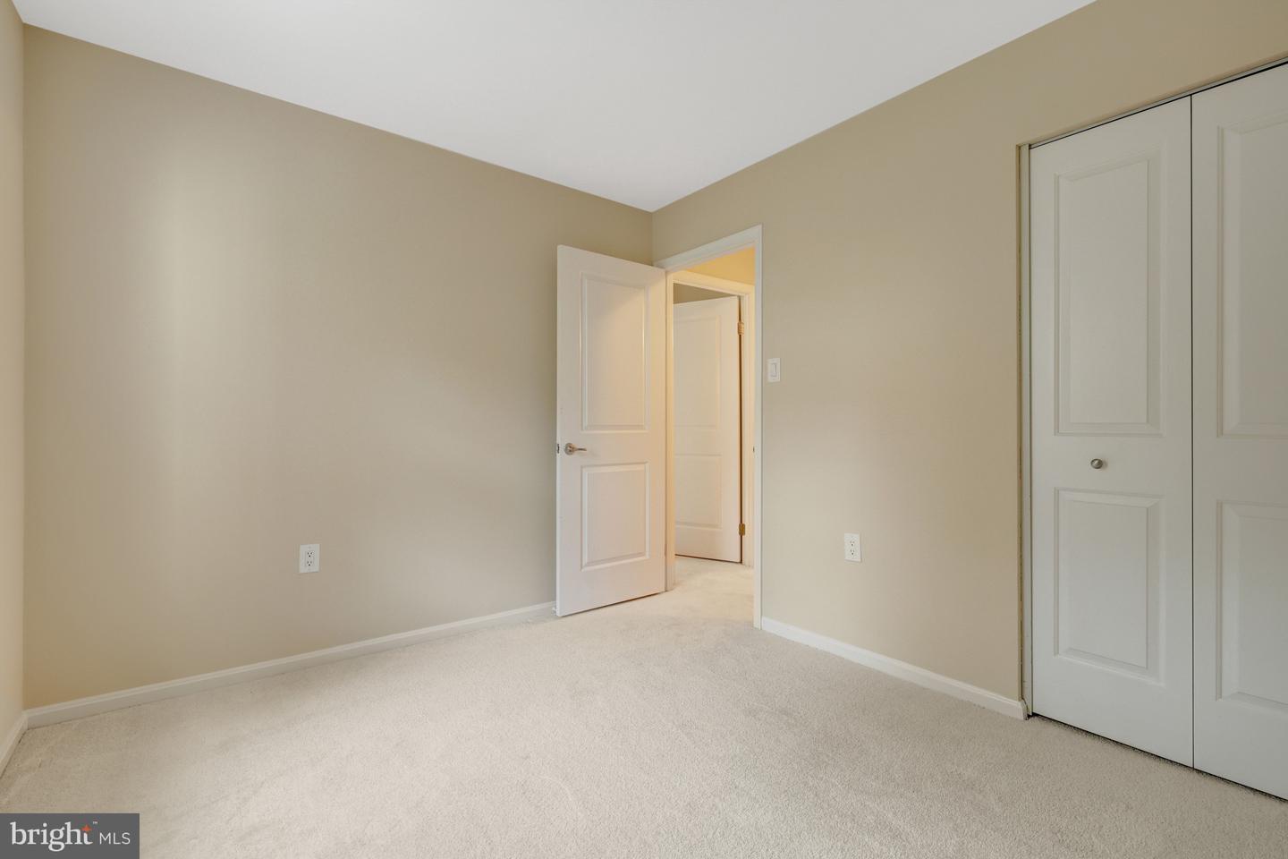 5720 Crownleigh Ct Property Photo 38