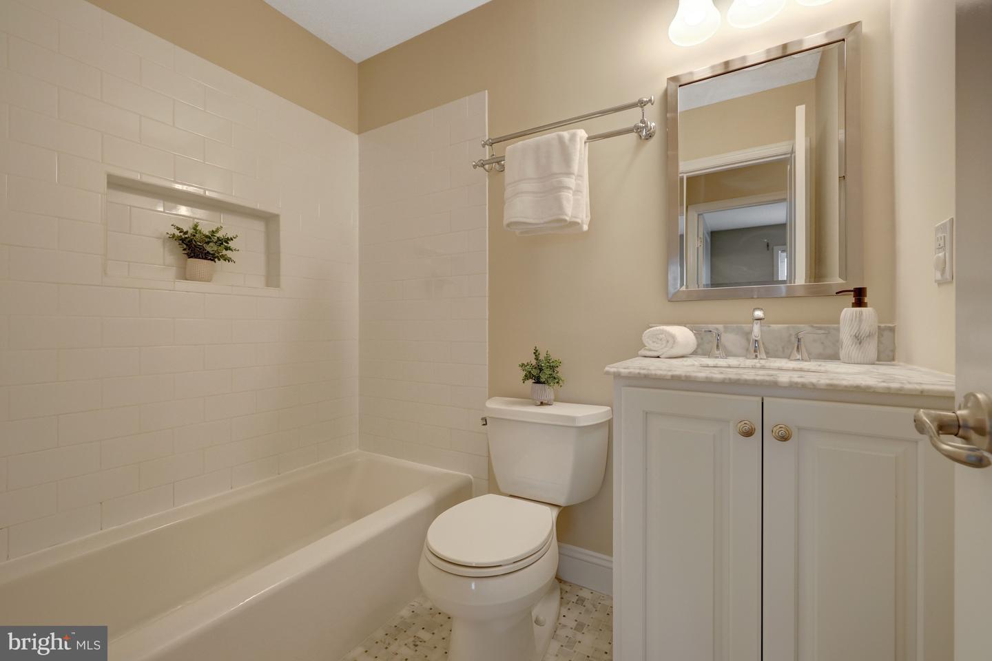 5720 Crownleigh Ct Property Photo 41