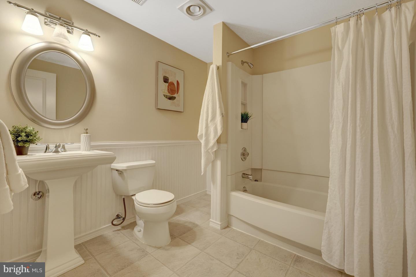 5720 Crownleigh Ct Property Photo 49