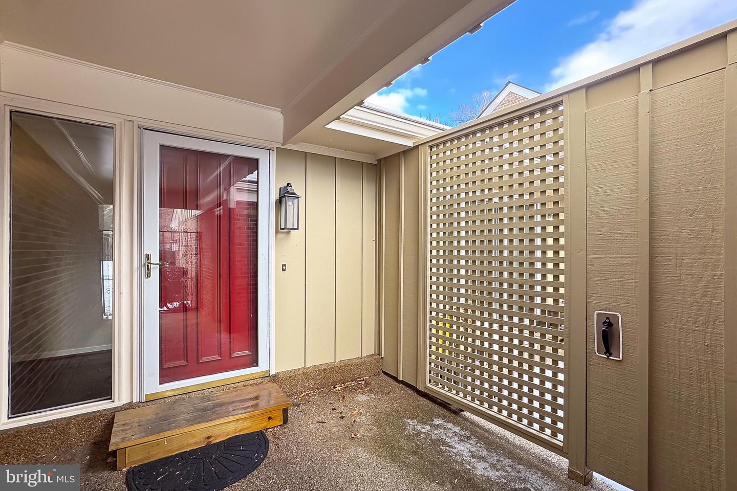 2804 Oakton Manor Ct Property Photo 1