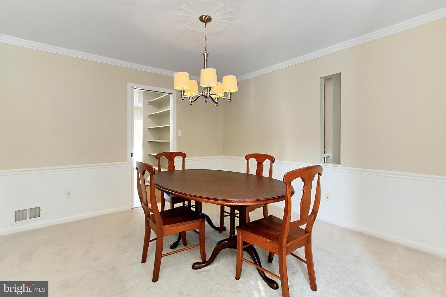 2804 Oakton Manor Ct Property Photo 10