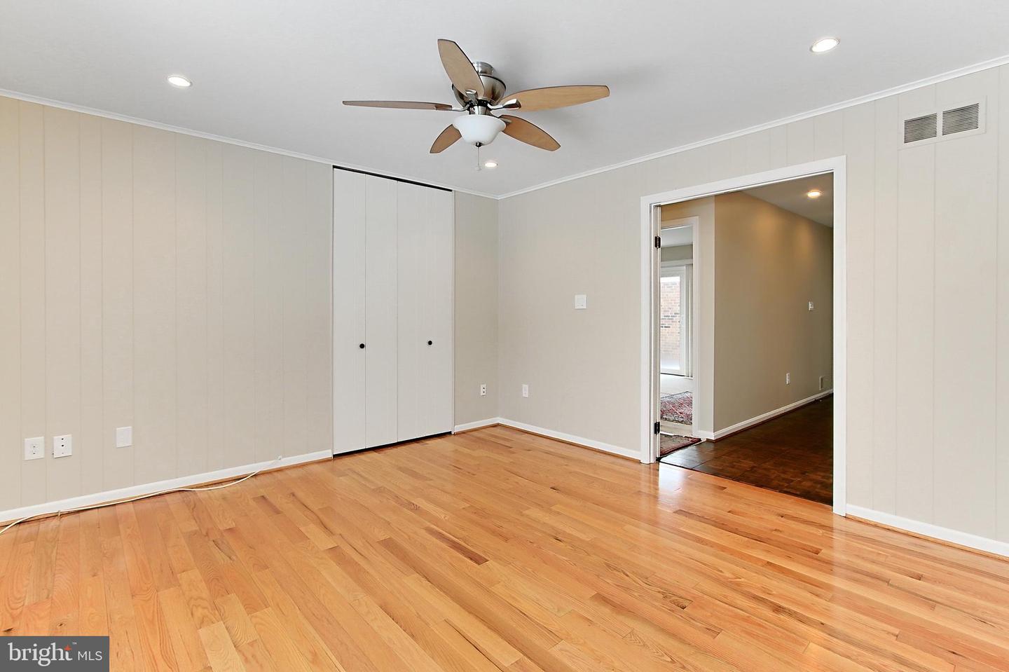 2804 Oakton Manor Ct Property Photo 19