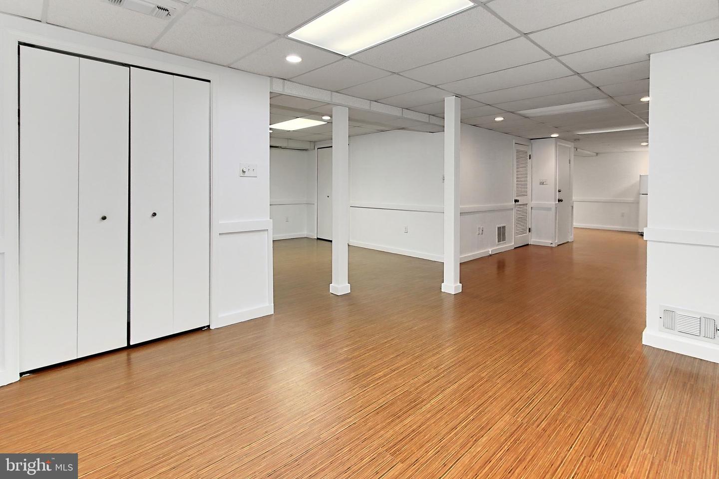 2804 Oakton Manor Ct Property Photo 37