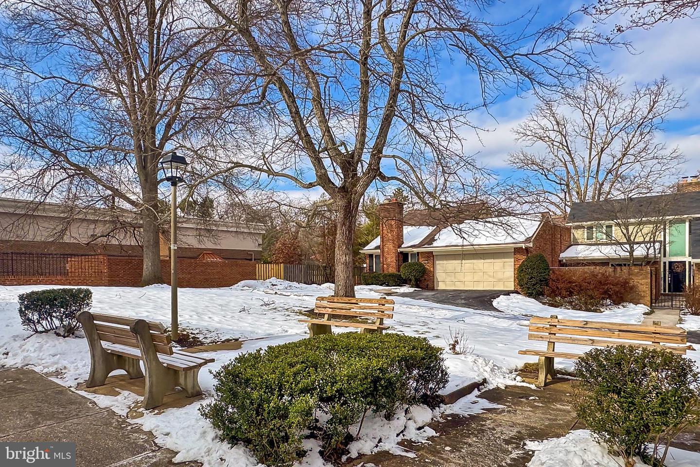 2804 Oakton Manor Ct Property Photo 44