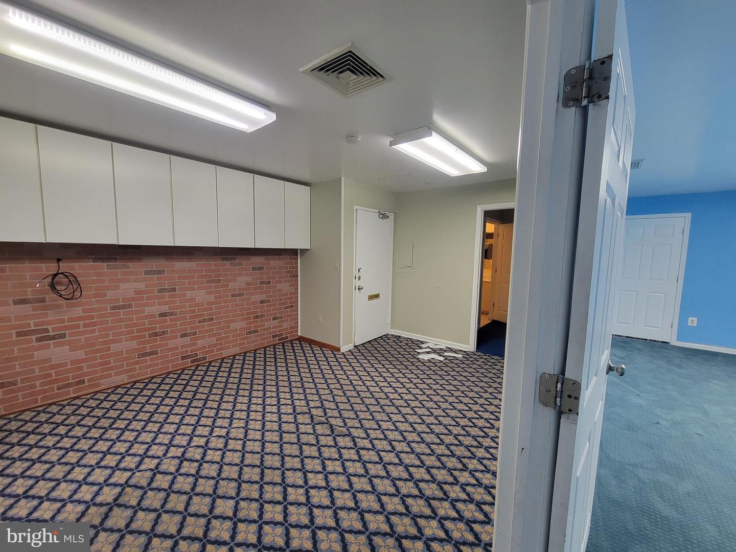 5697 Columbia Pike #3404-102 Property Photo 7