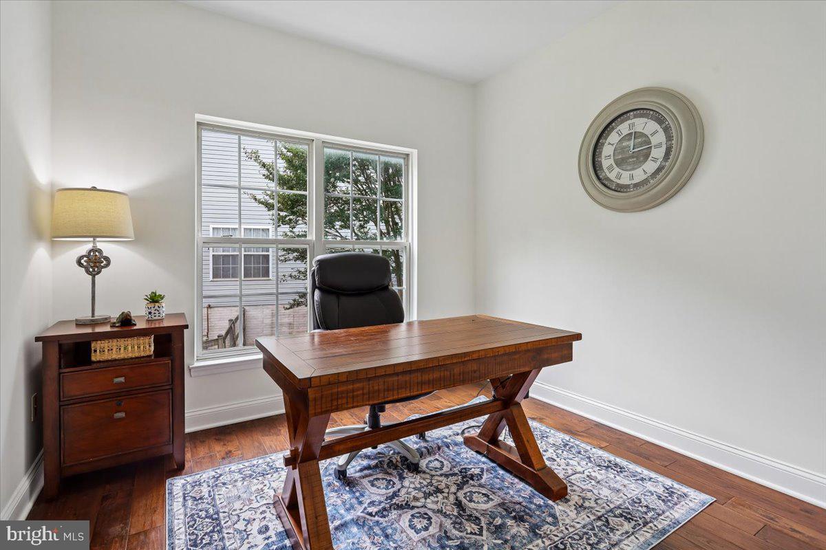 6859 Colonel Taylor Ln Property Photo 11