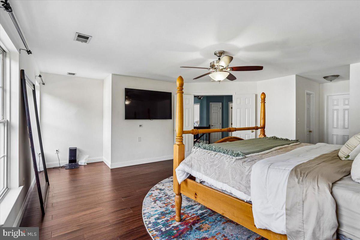 6859 Colonel Taylor Ln Property Photo 16