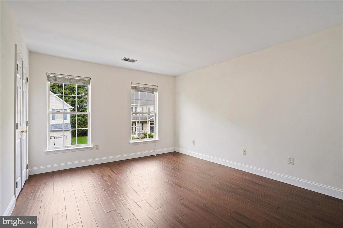 6859 Colonel Taylor Ln Property Photo 22