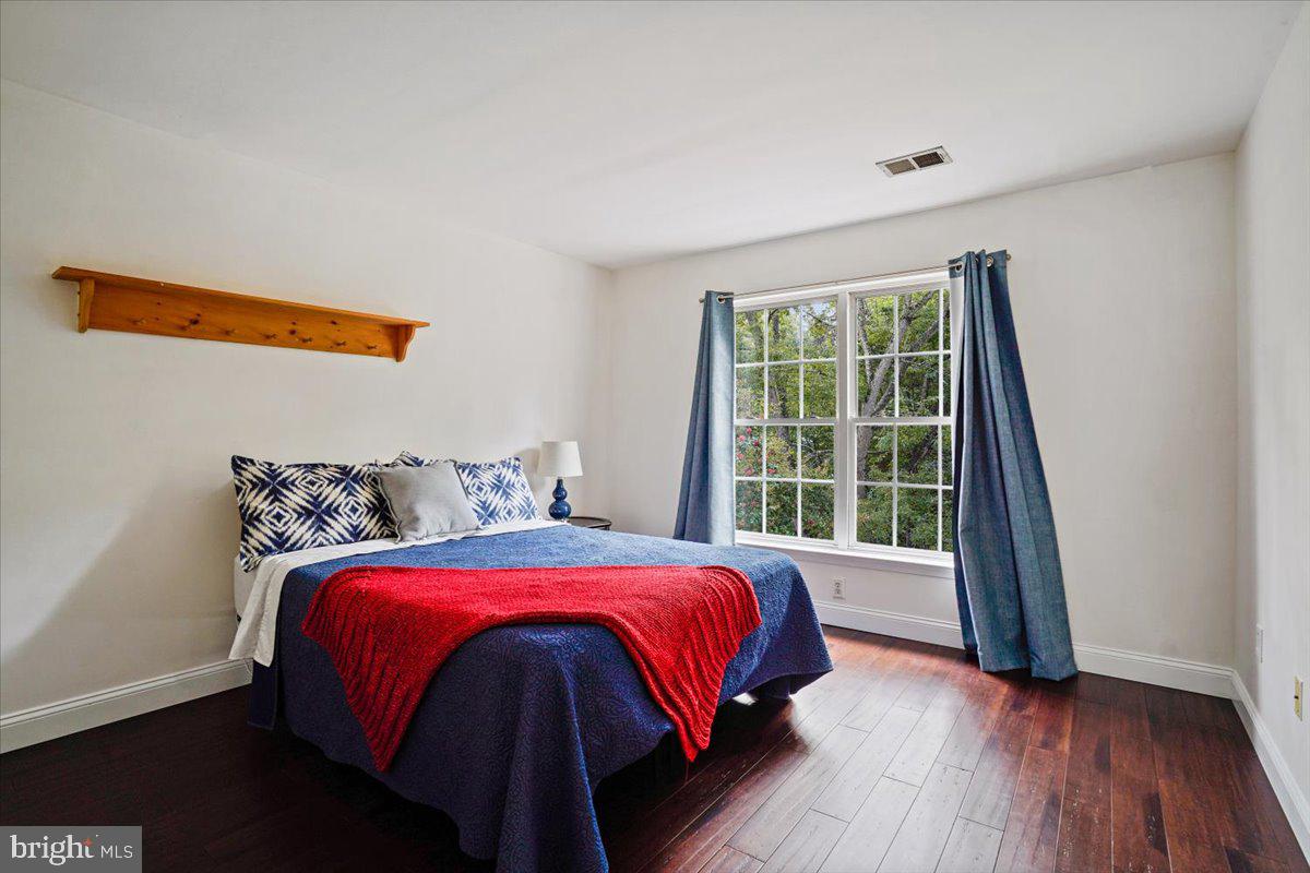 6859 Colonel Taylor Ln Property Photo 23