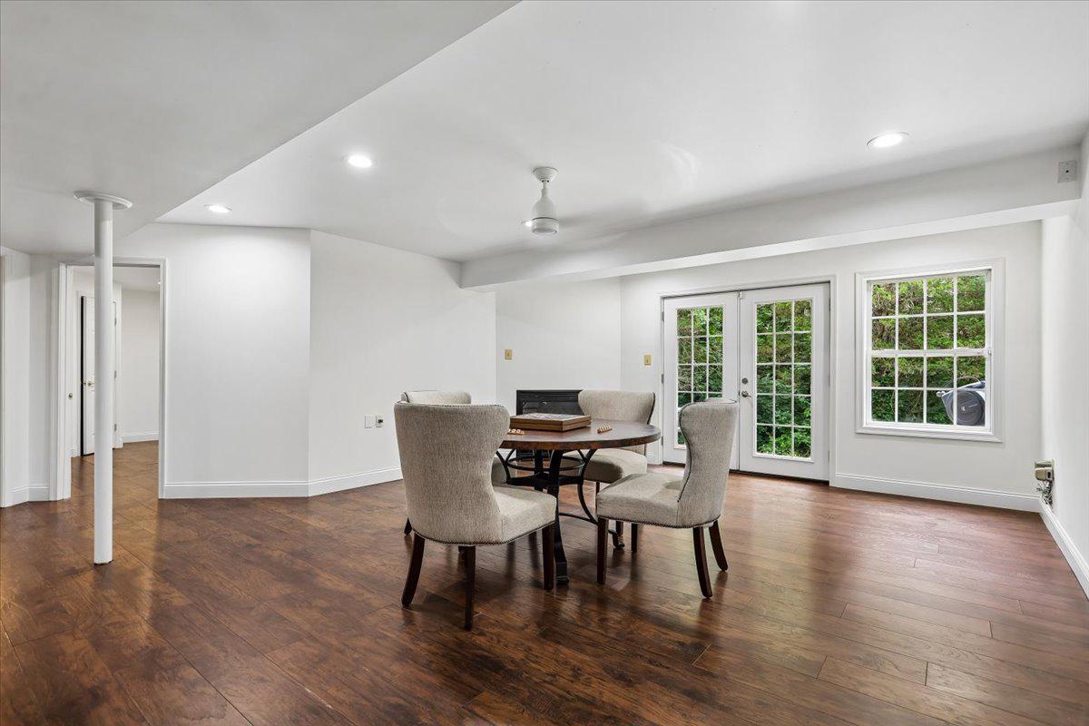 6859 Colonel Taylor Ln Property Photo 30