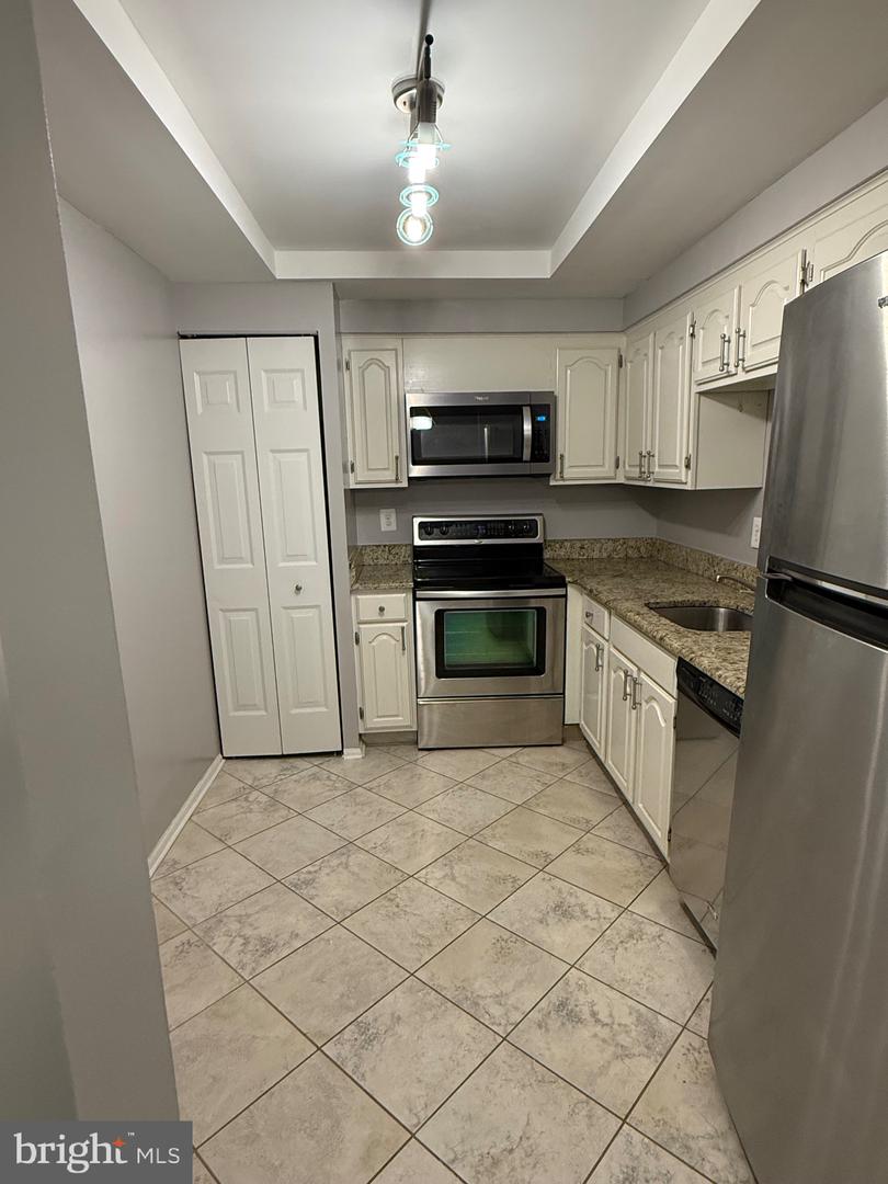 7640 Tremayne Pl #103 Property Photo 1