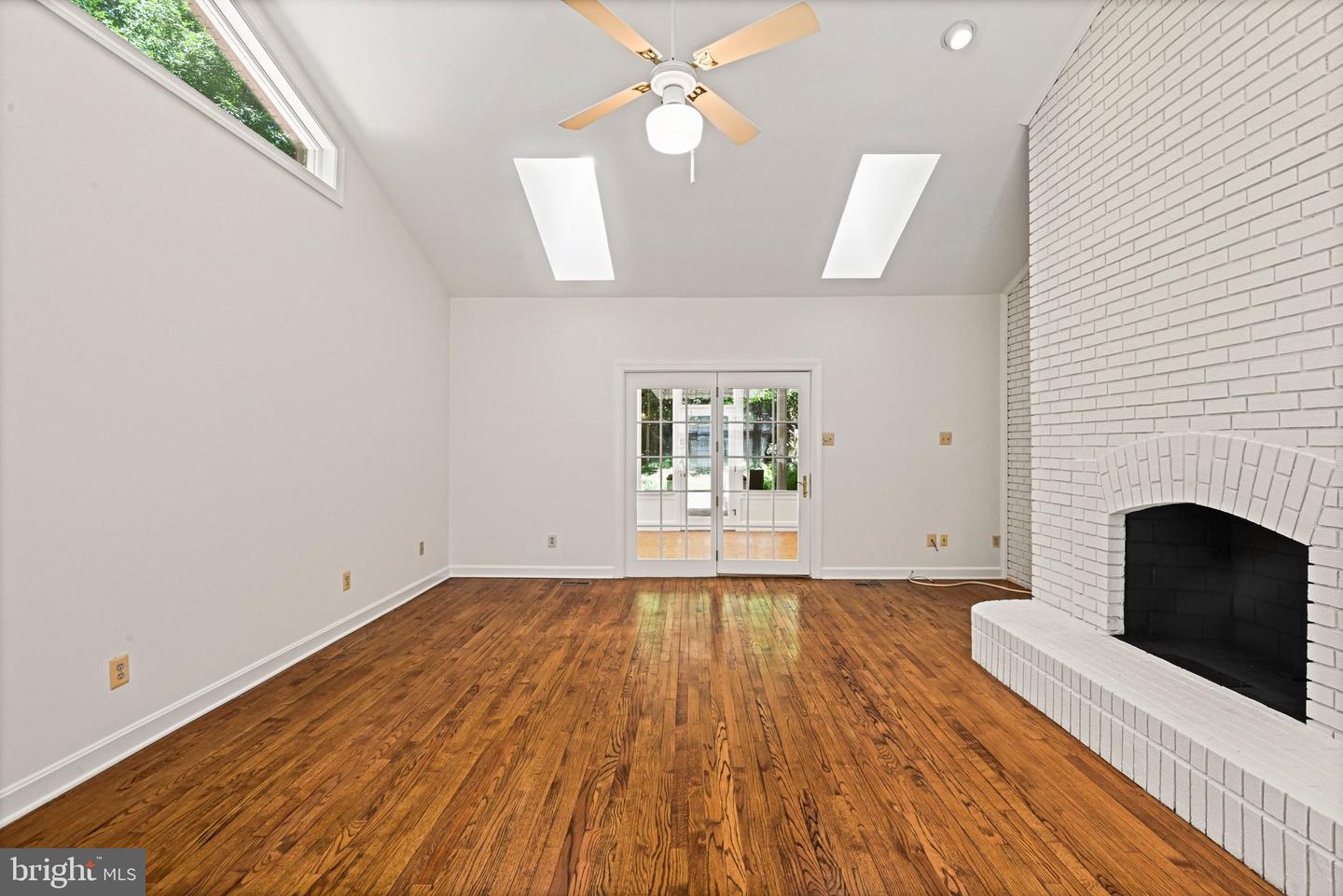 700 Running Brook Dr Property Photo 27