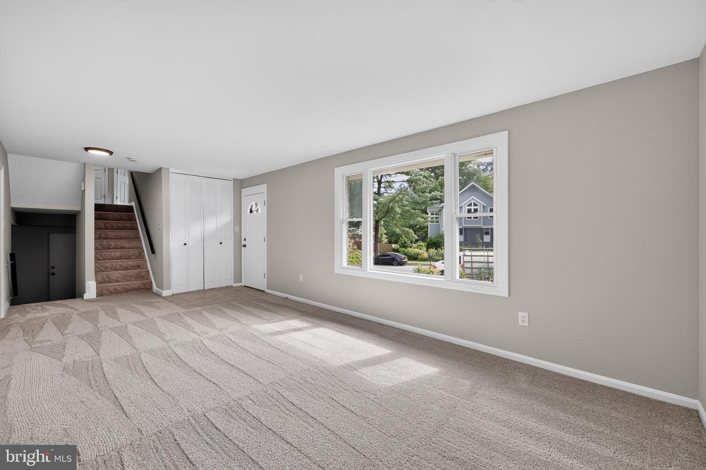 4898 Wheatstone Dr Property Photo 6