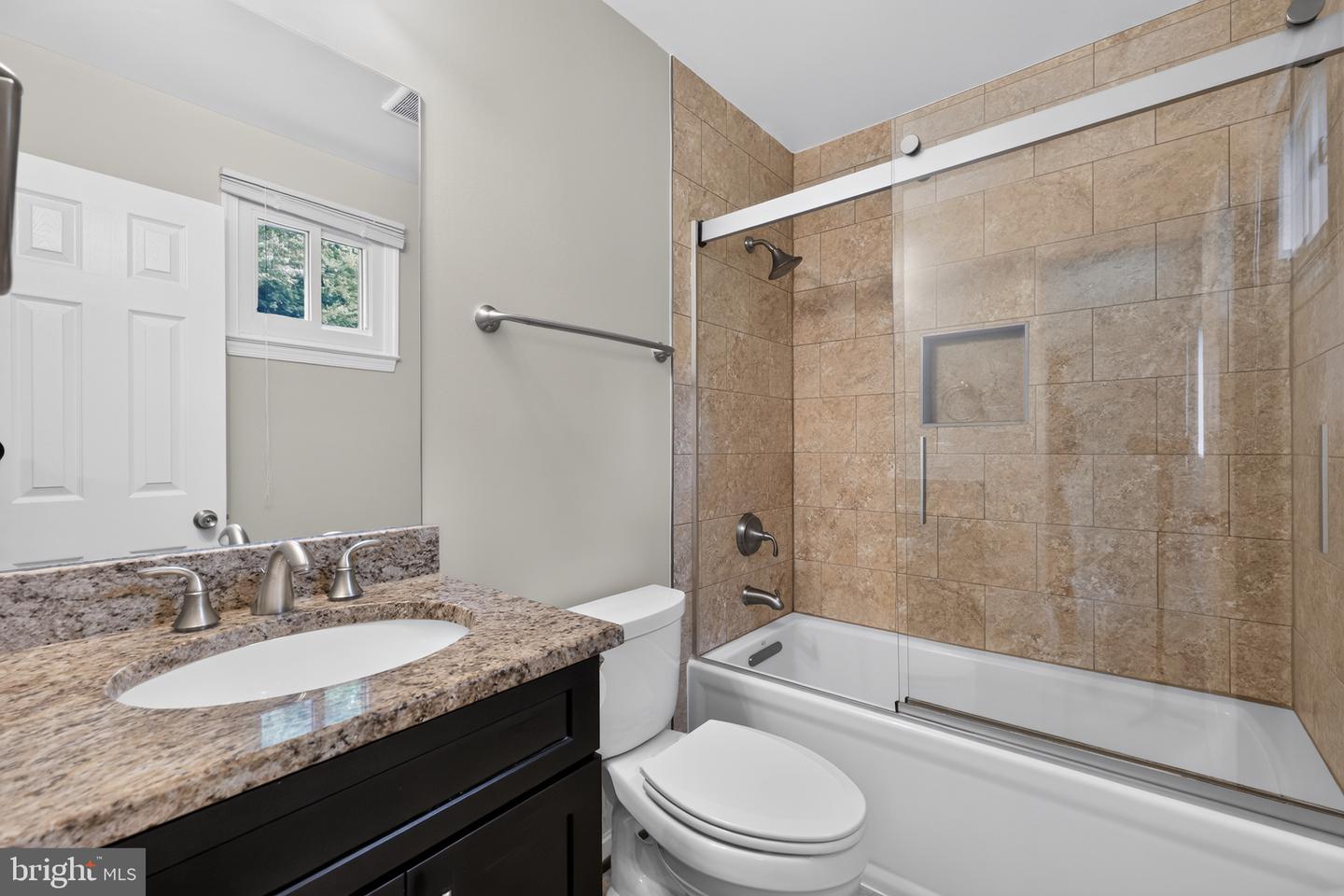 4898 Wheatstone Dr Property Photo 14