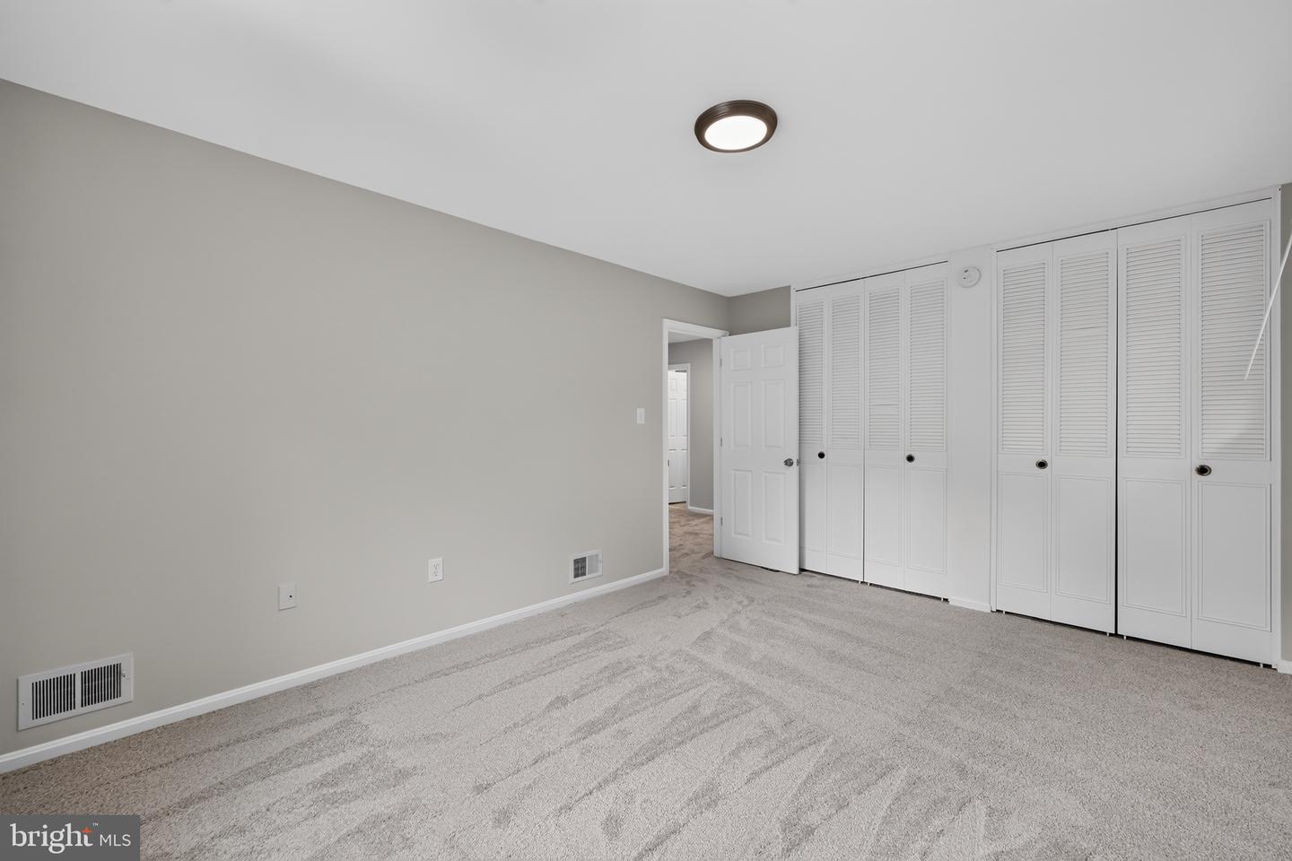 4898 Wheatstone Dr Property Photo 17