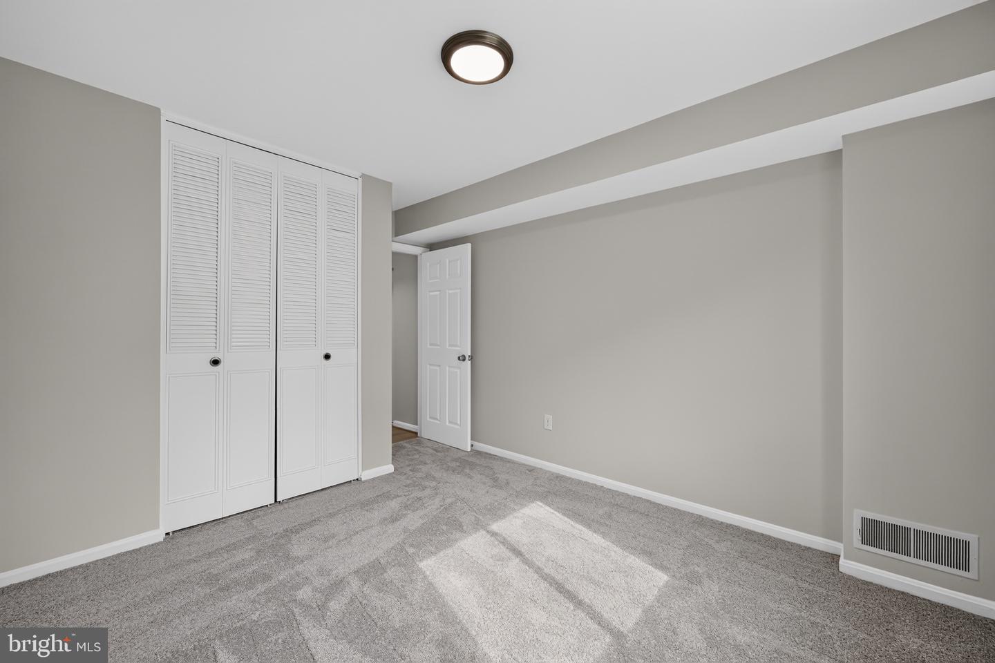 4898 Wheatstone Dr Property Photo 23