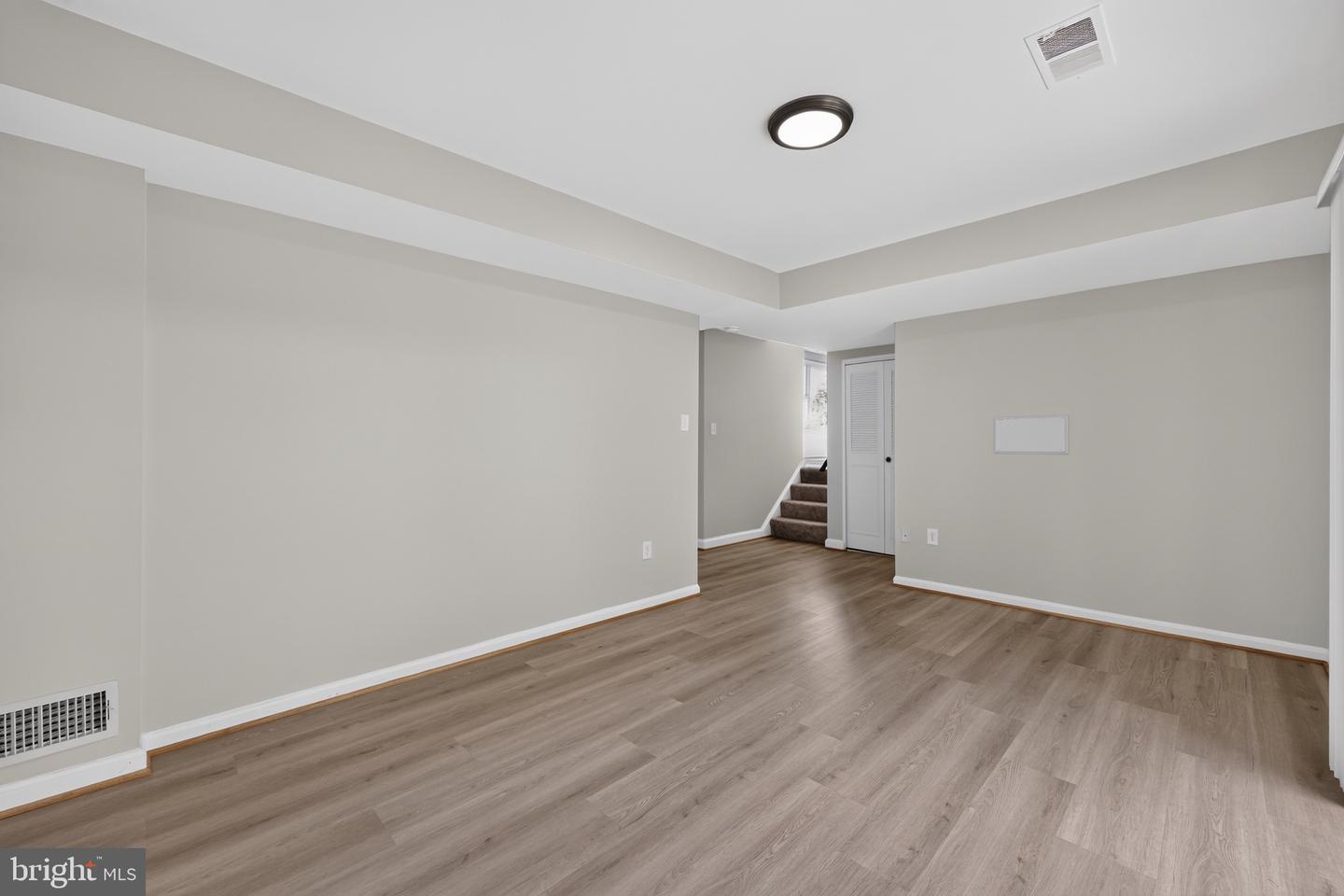 4898 Wheatstone Dr Property Photo 28