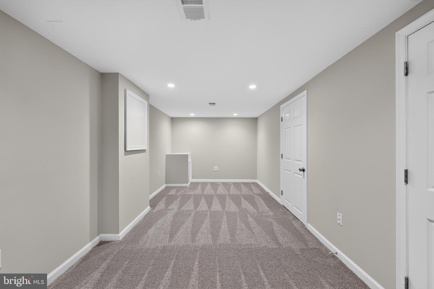 4898 Wheatstone Dr Property Photo 29