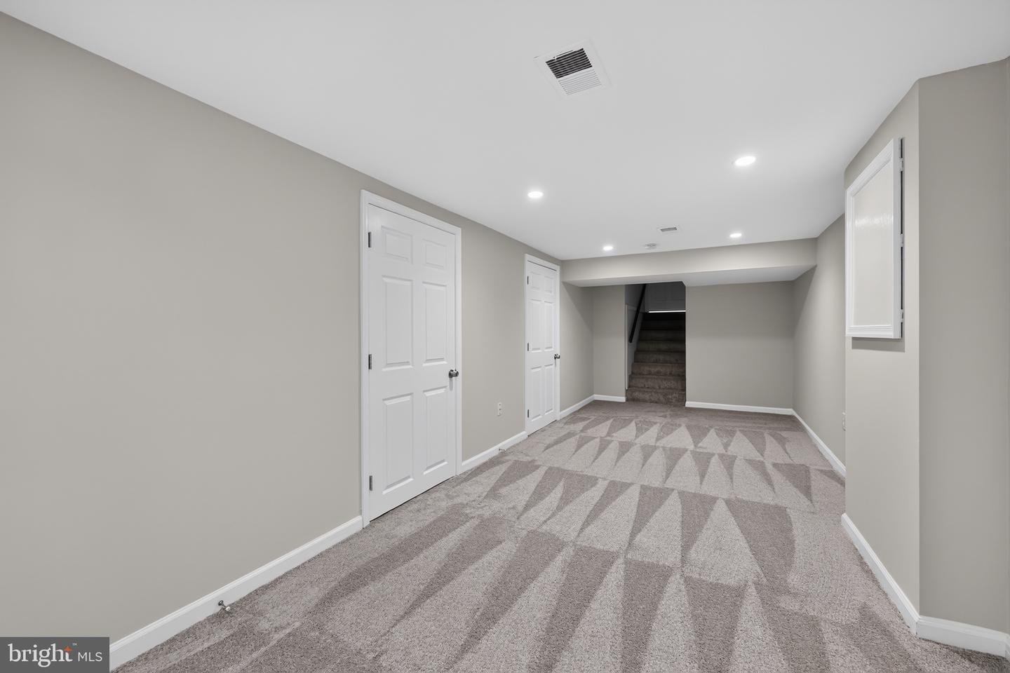 4898 Wheatstone Dr Property Photo 31