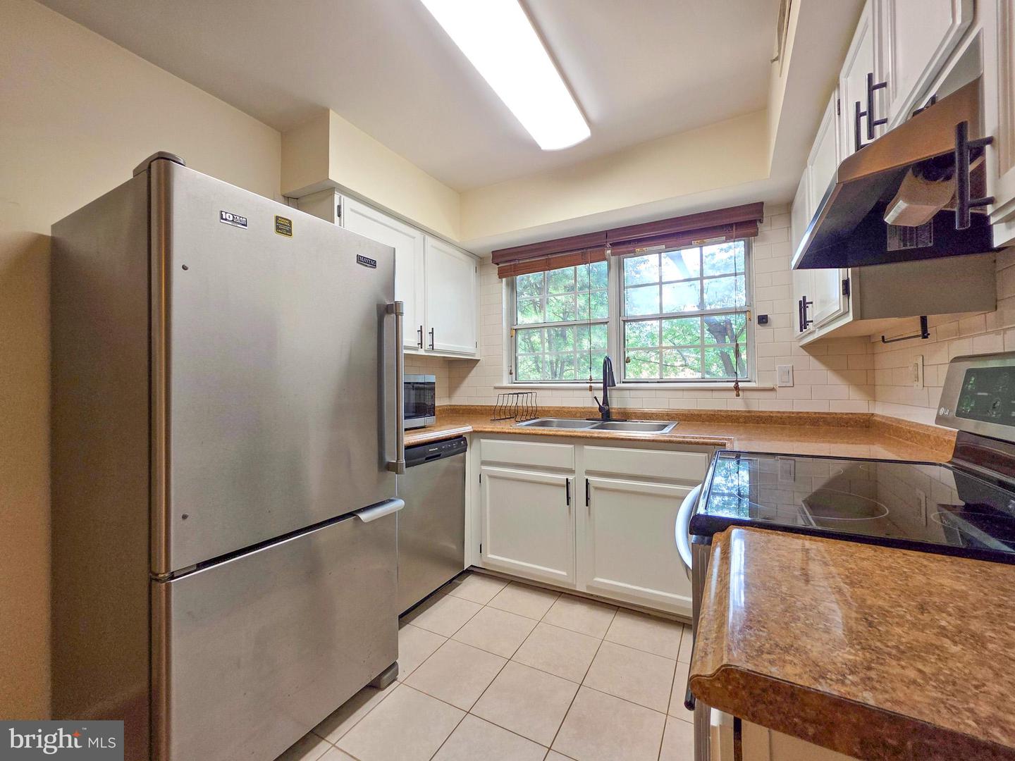 7758 New Providence Dr #9 Property Photo 10