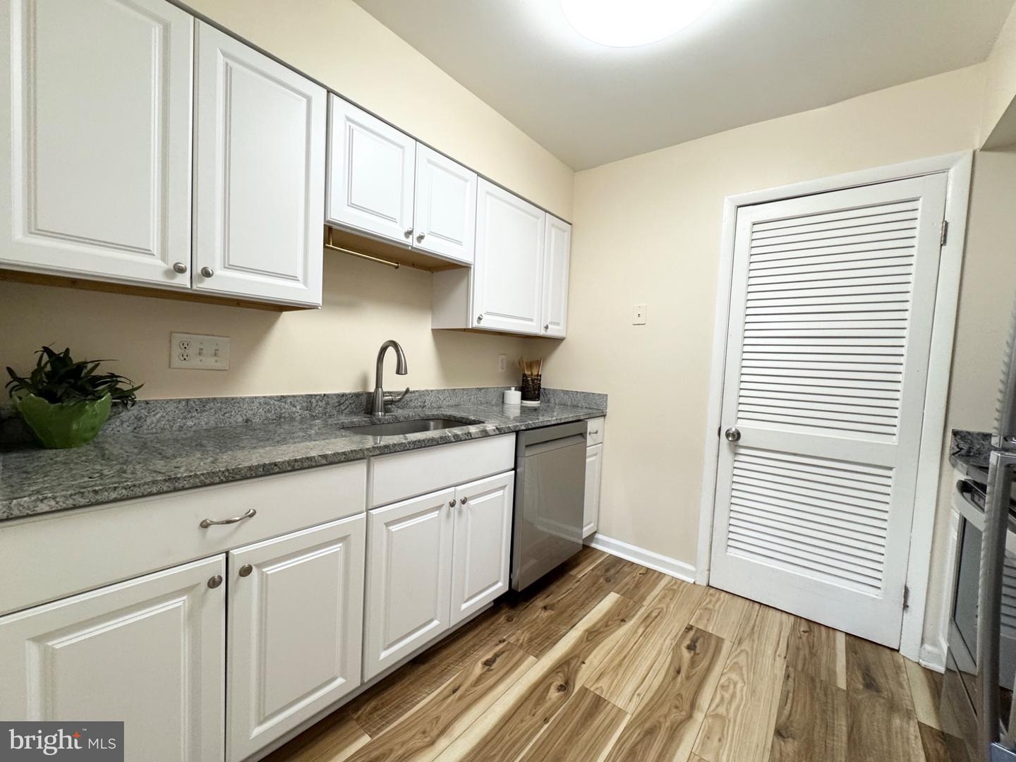 7942 Sausalito Pl #c Property Photo 8