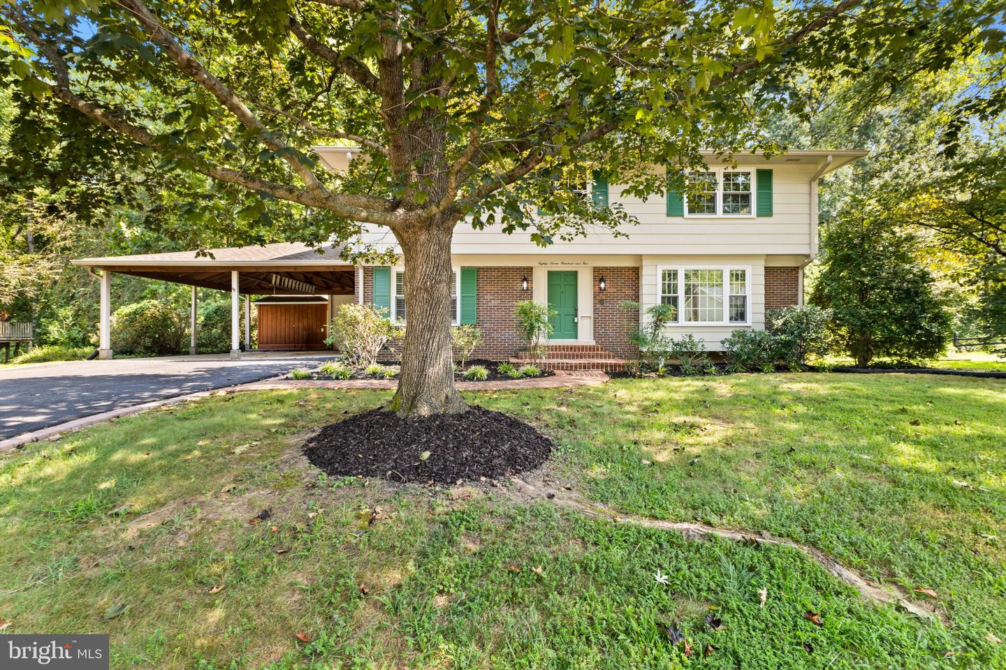 8705 Gateshead Rd Property Photo 1