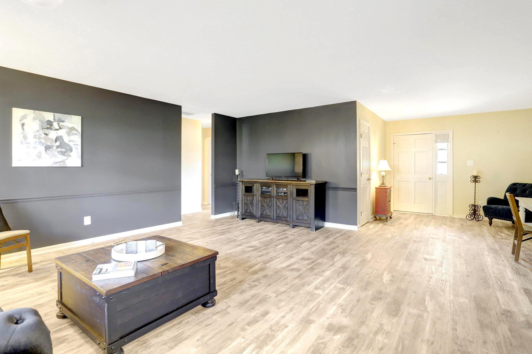 6515 Riefton Ct Property Photo 7