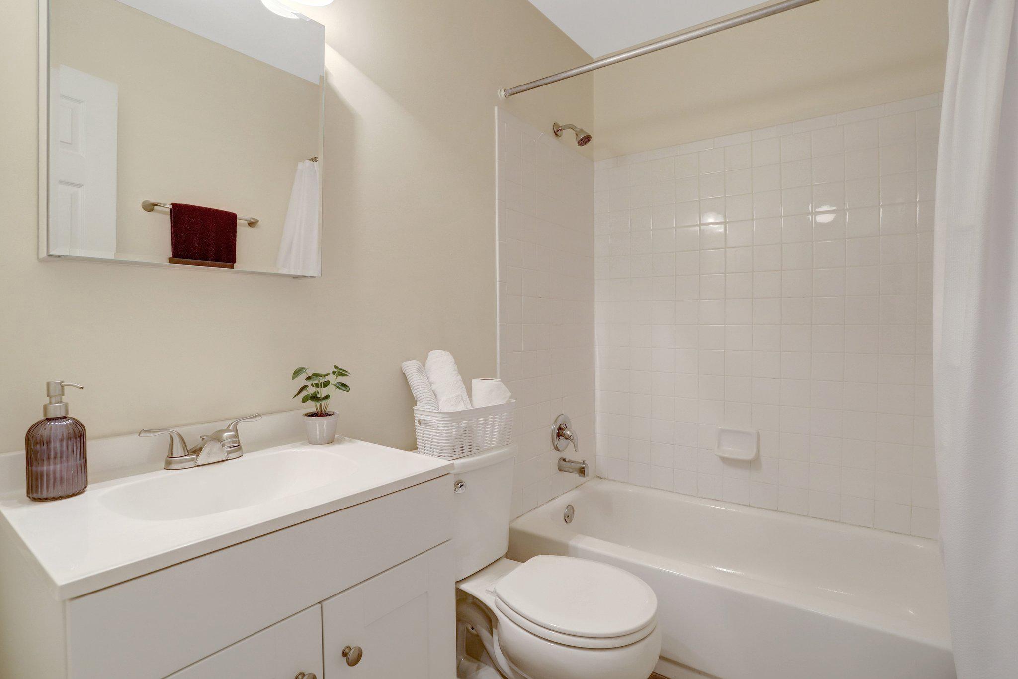 6515 Riefton Ct Property Photo 10