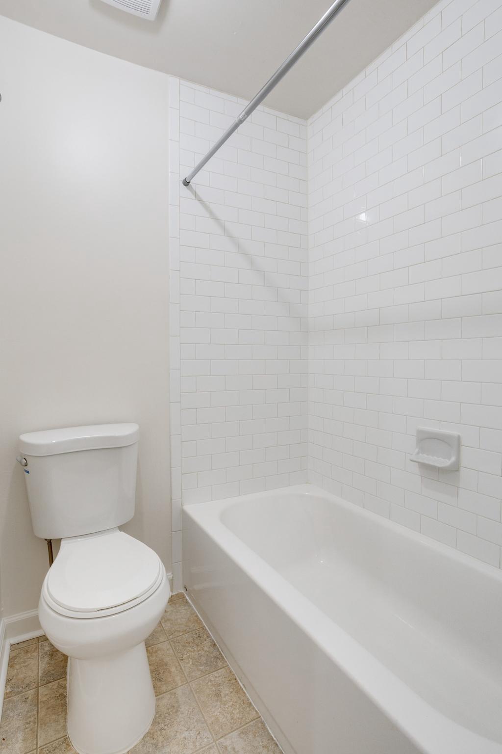 4527 Airlie Way Property Photo 26