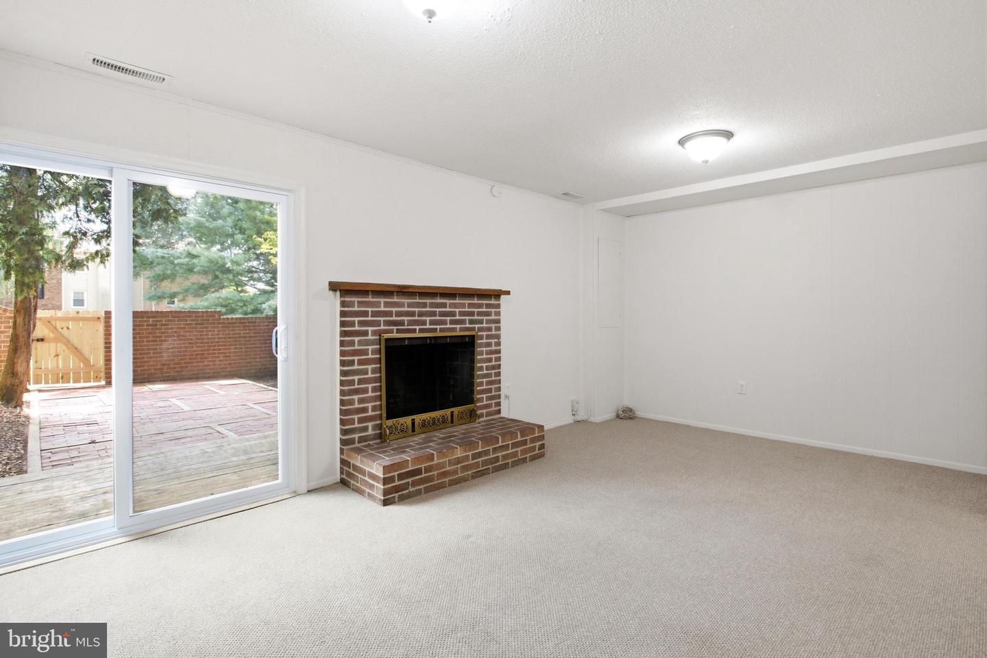 4527 Airlie Way Property Photo 31