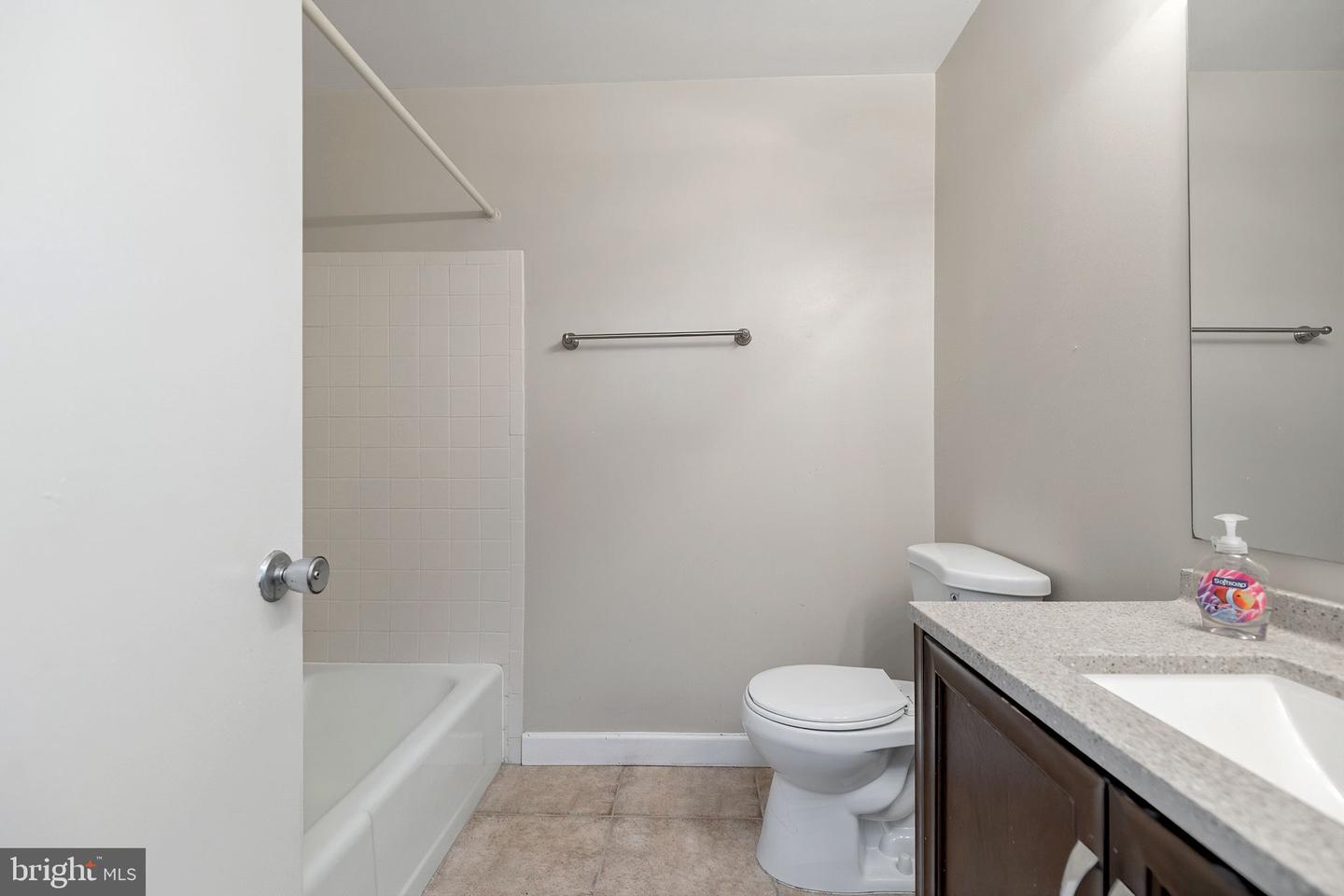 1443 Northgate #22b Property Photo 13
