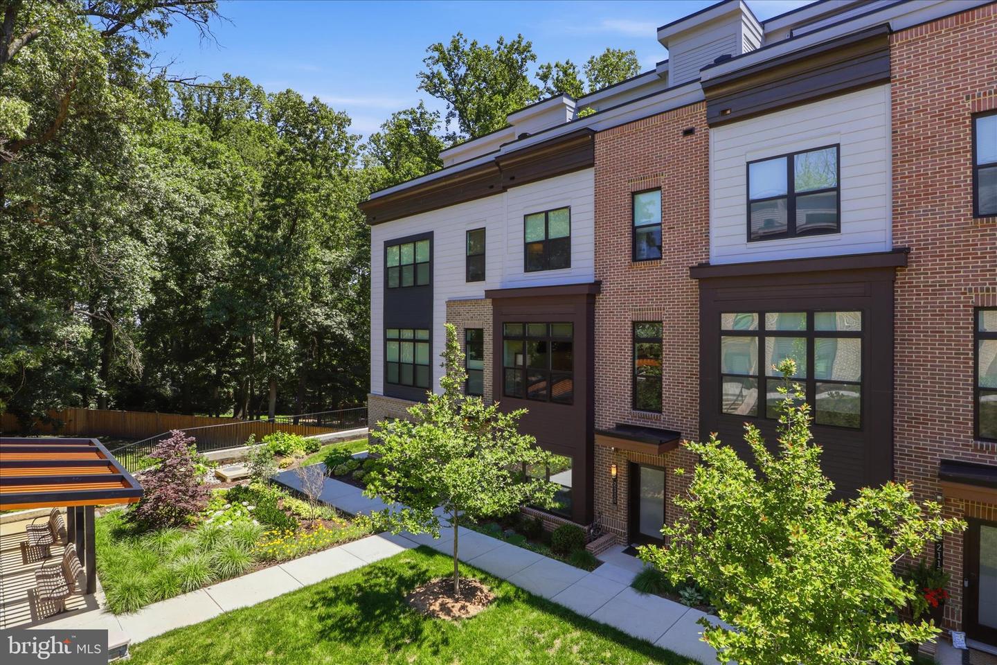 2110 Tysons Ridgeline Rd Property Photo 3