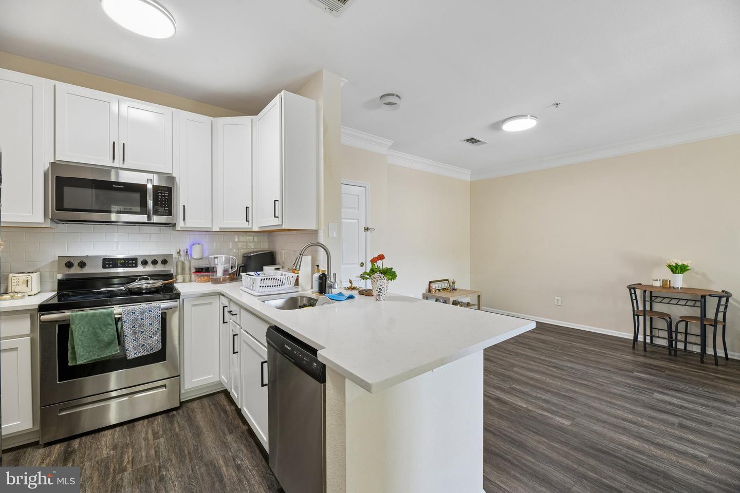 1591 Spring Gate Dr #3311 Property Photo 14