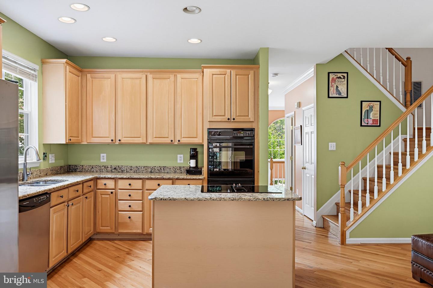1212 Wild Hawthorn Way Property Photo 16