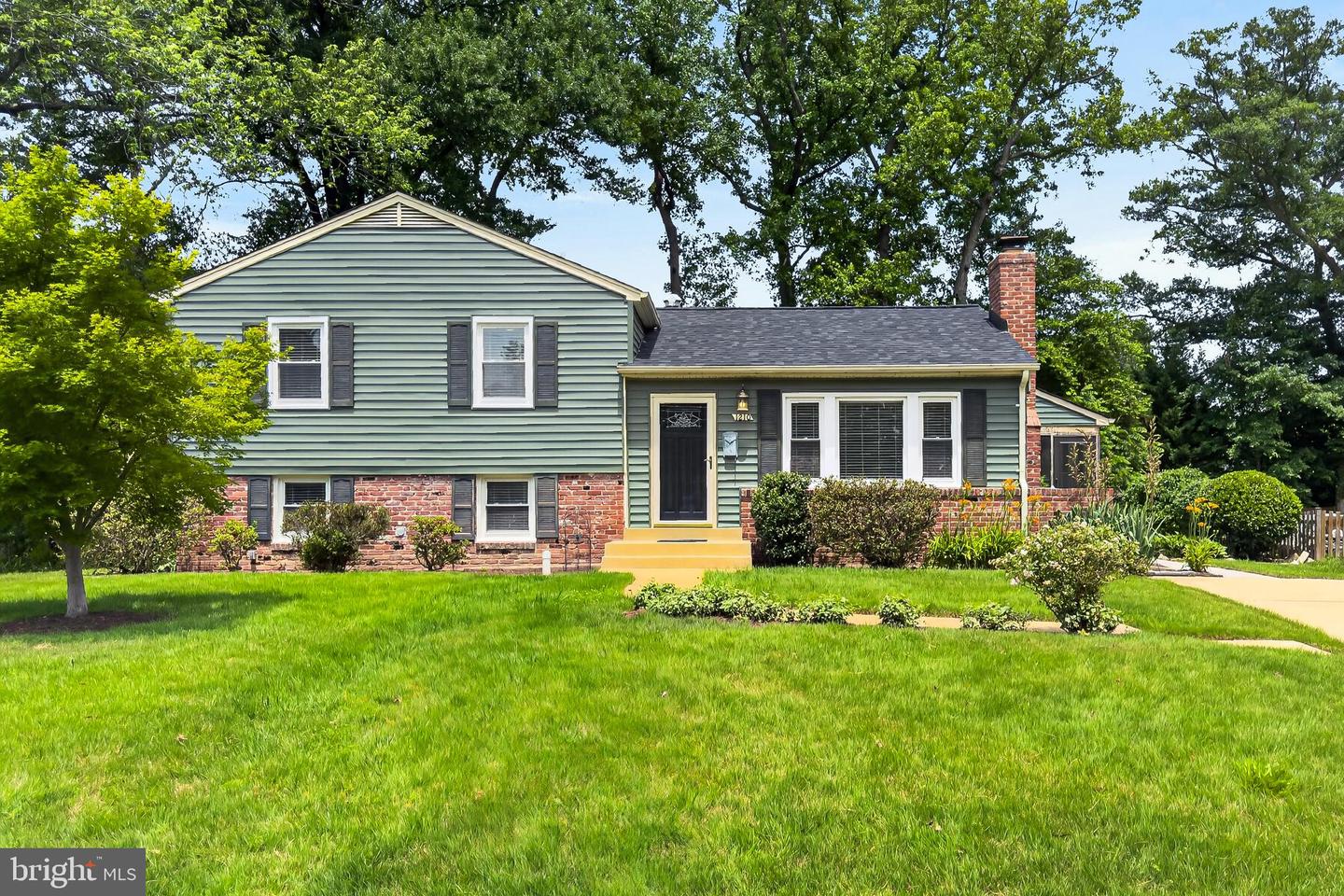 1210 Croton Dr Property Photo 1